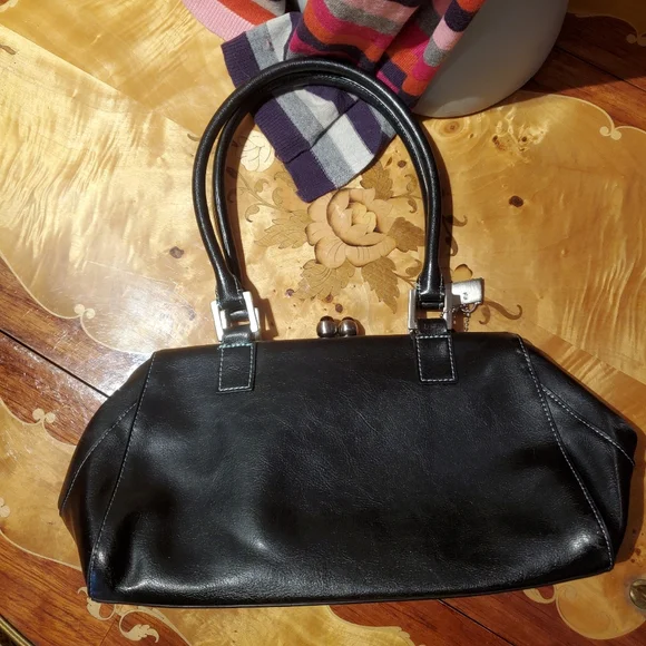 Jeanne Lottie Vintage Suede Lock Shoulder Bag - Picture 8 of 11